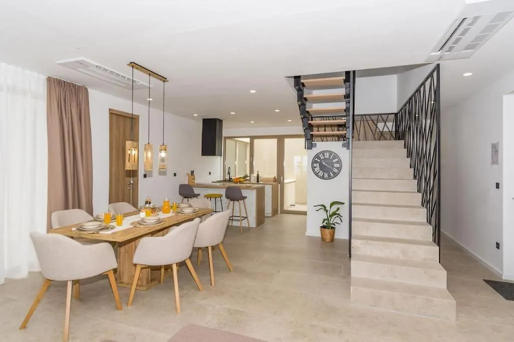 Villa Ventus Šmrika 0*,  Kroatien